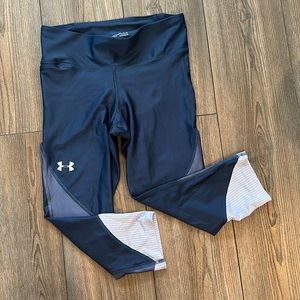 Navy with purple accents near bottom of legs! Like new, compression leggings